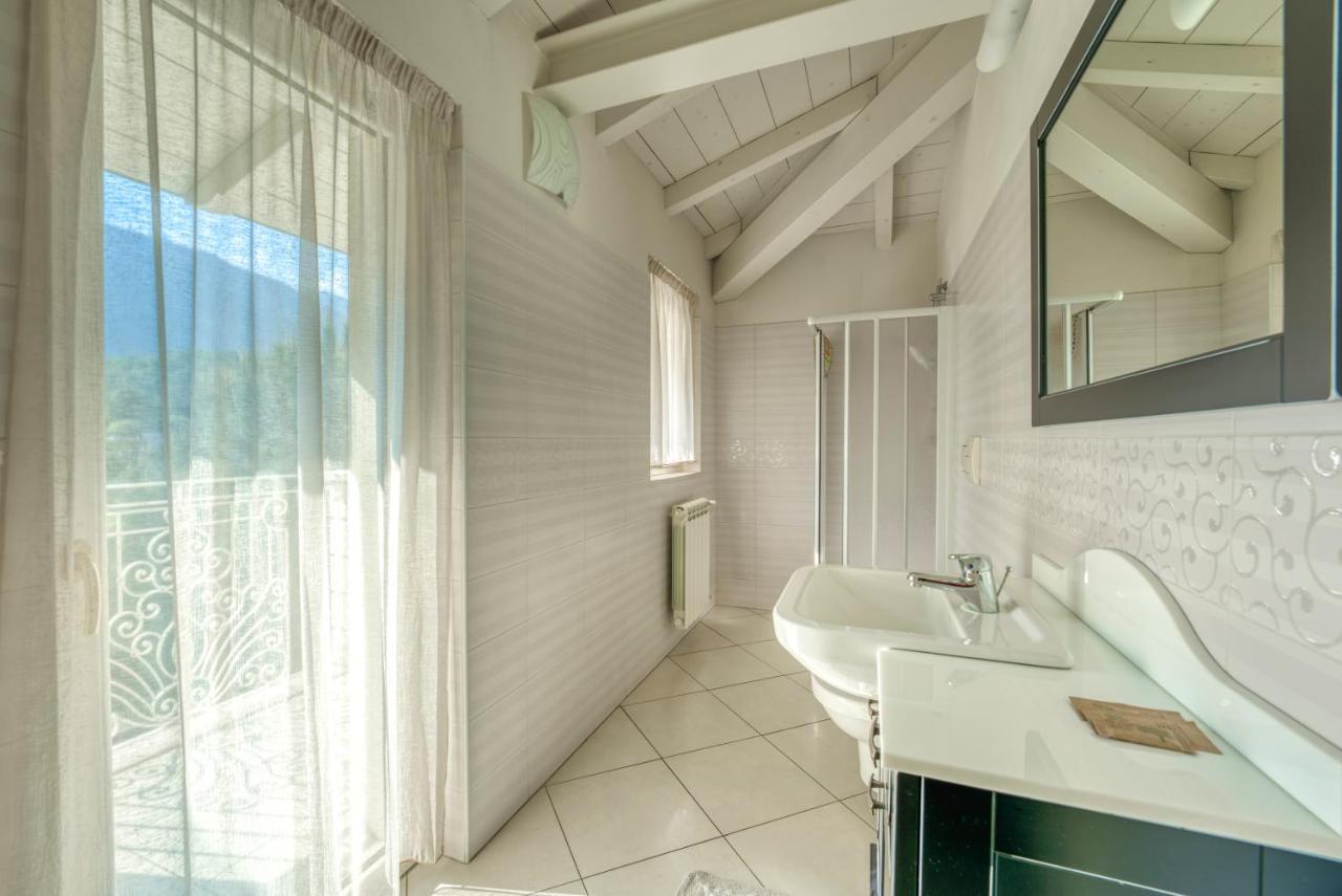 Villa Liberty Boario Terme Buitenkant foto