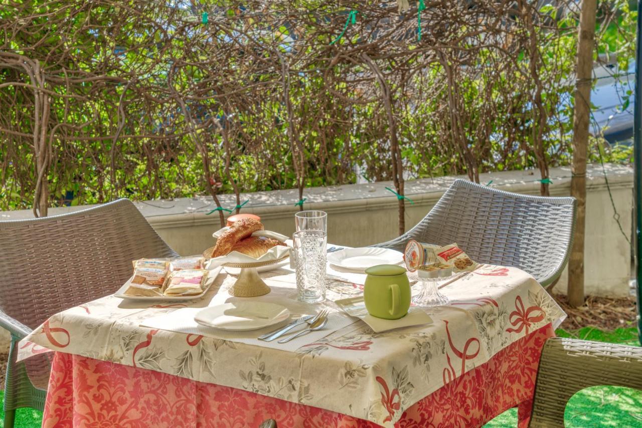 Villa Liberty Boario Terme Buitenkant foto